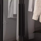 Vitrine d'exposition moderne avec portes en verre et étagères réglables